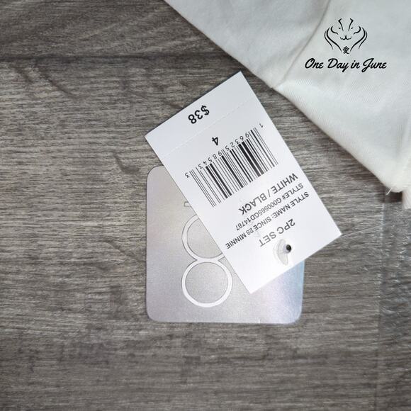 Disney Minnie Mouse Shorts Set Size 4 - Picture 2 of 3